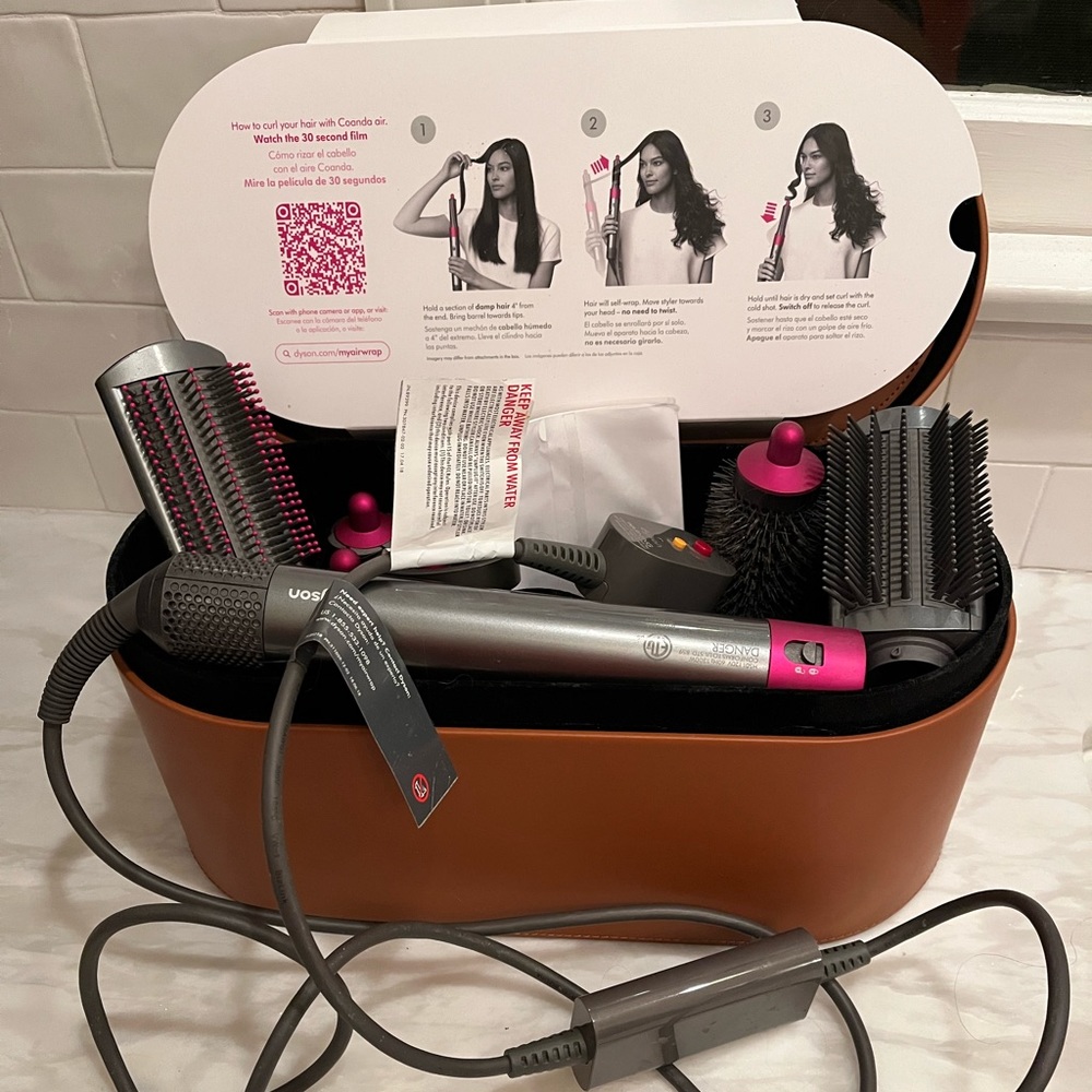 Dyson Air Wrap